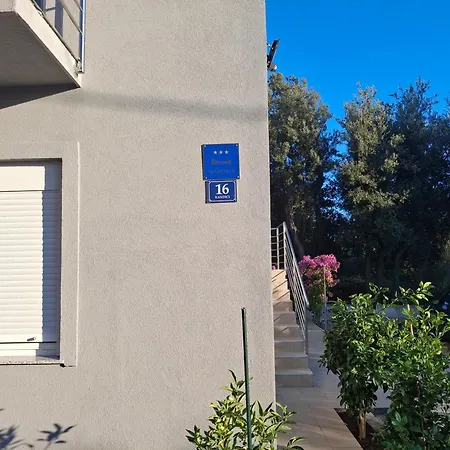 Ap Jurisic Habitación en casa particular Bibinje